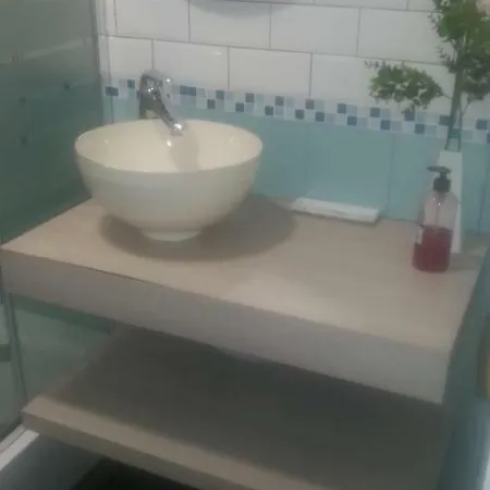 Roomturistvalencia Ruzafasumsi 게스트하우스
